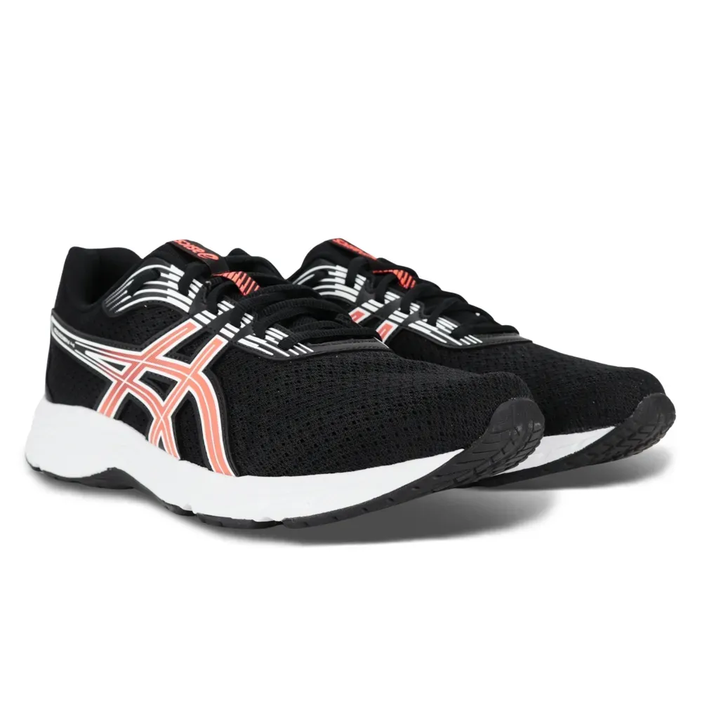 Perspectiva frontal do par ASICS Raiden 4 mostrando cabedal em mesh preto e sola branca